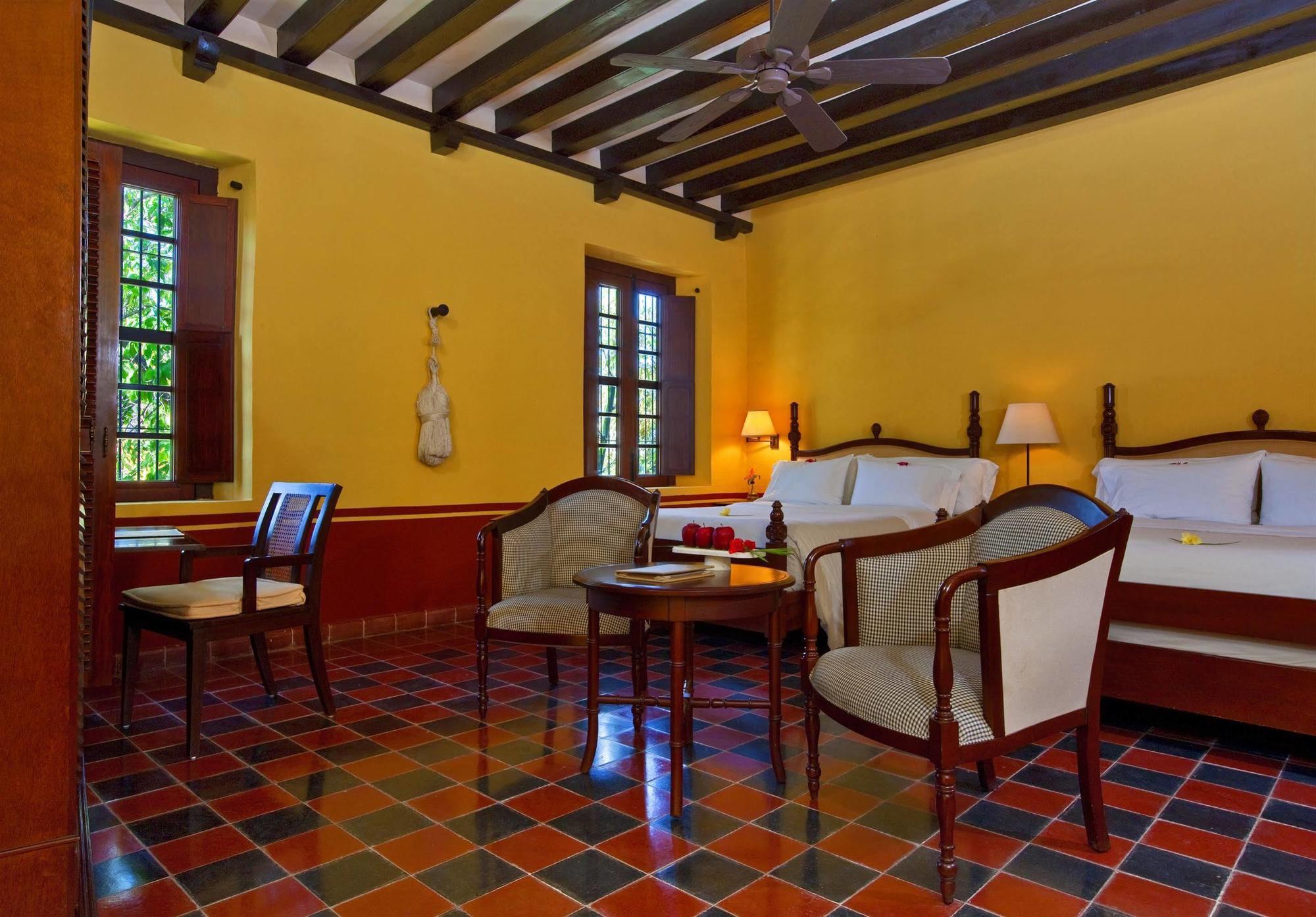 Hacienda Campeche Hotel Стая снимка